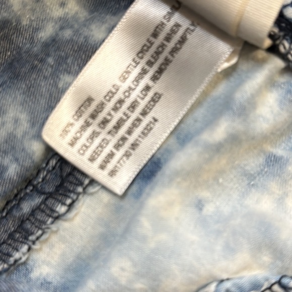 Mossimo shorts - Picture 6 of 8